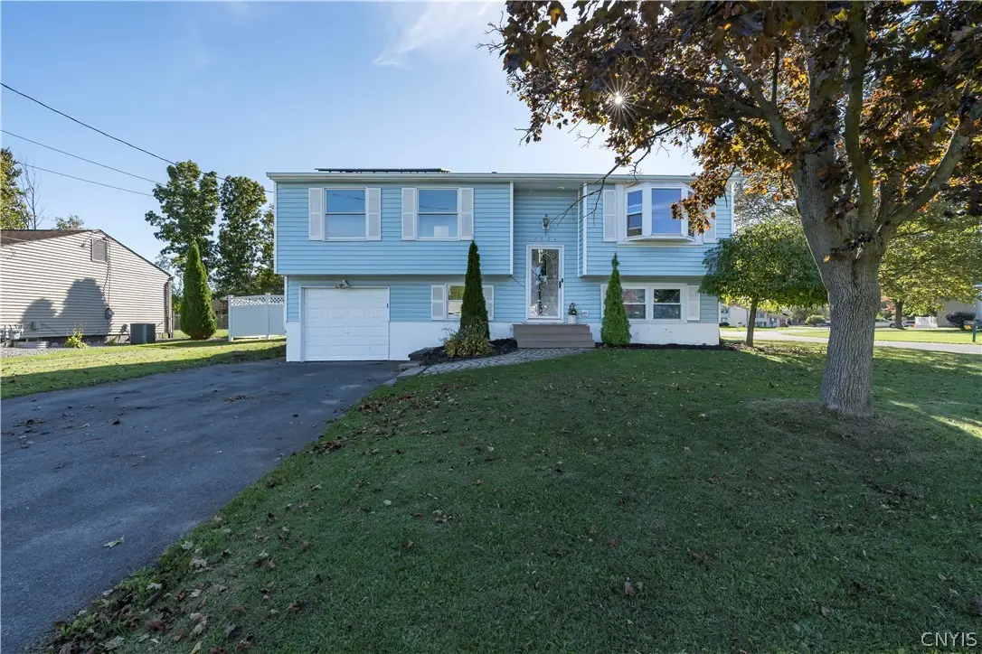 4924 Delconte Circle, Liverpool, NY 13088 - #1