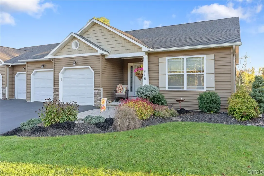 8728 N Entry Road, Baldwinsville, NY 13027 - #1