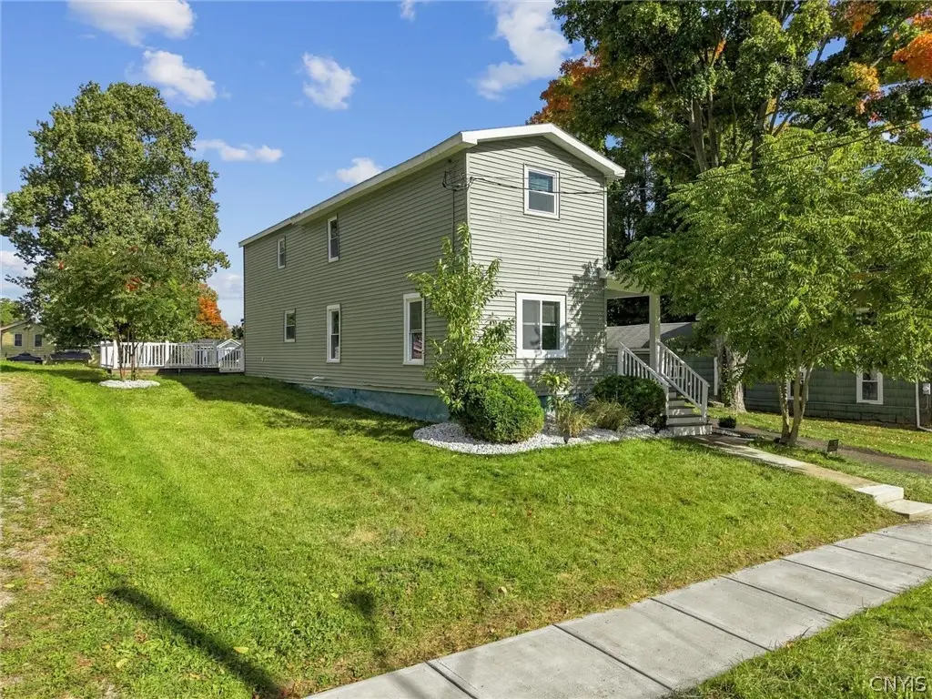 126 Pleasant Street, Canastota, NY 13032 - #1