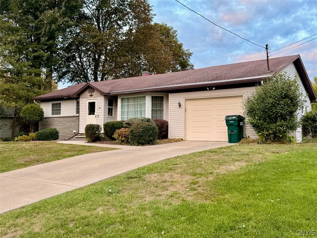 63 Ridgeway Sites Avenue, Minetto, NY 13126 - #1