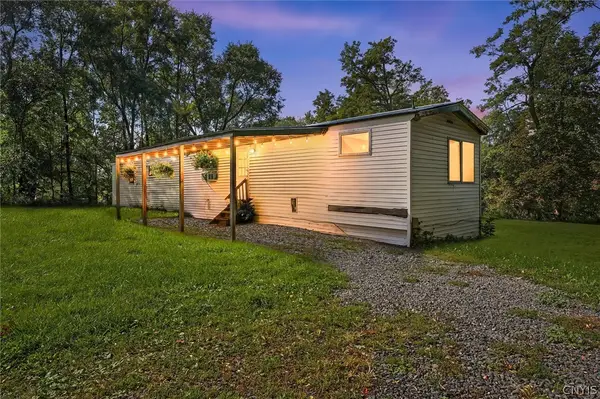 8314 State Route 104, Oswego, NY 13126