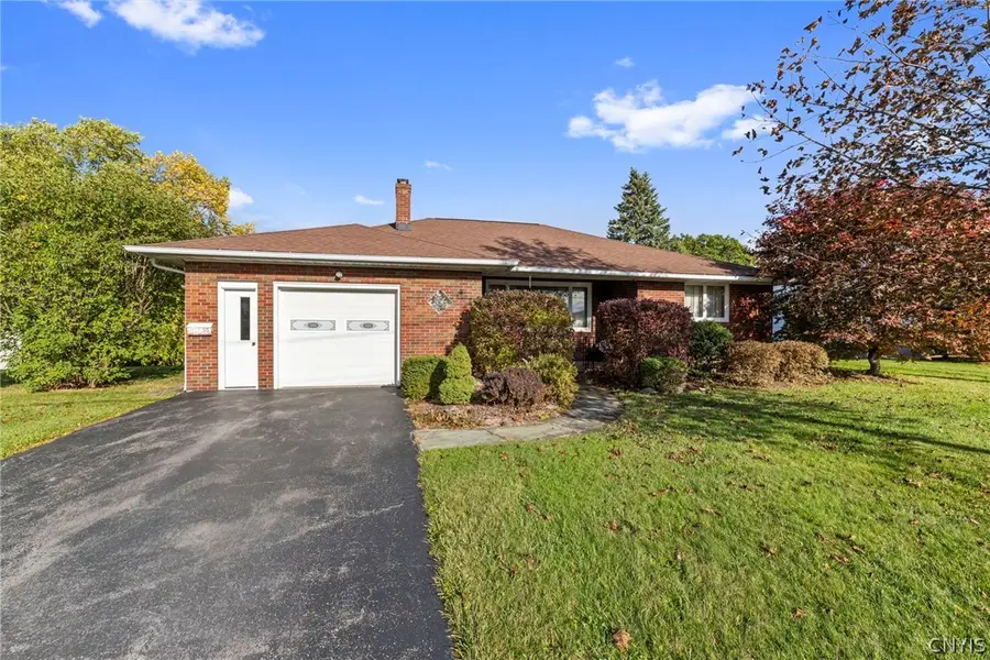 55 Hardwicke Drive, Syracuse, NY 13209 - #2