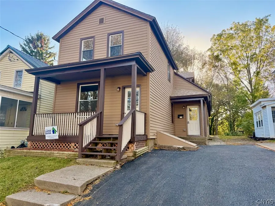 106 E 10th Street, Oswego, NY 13126 - #2