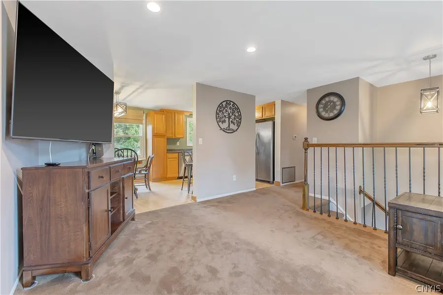 4304 Amblewood Lane, Clay, NY 13041 - #3