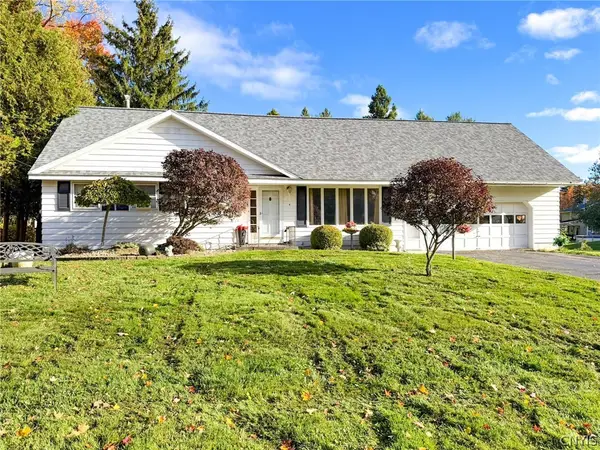 4 Symphony Drive, Whitesboro, NY 13492