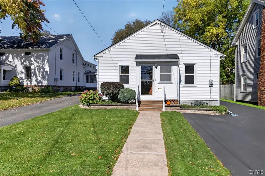 4717 James St, East Syracuse, NY 13057 - #2