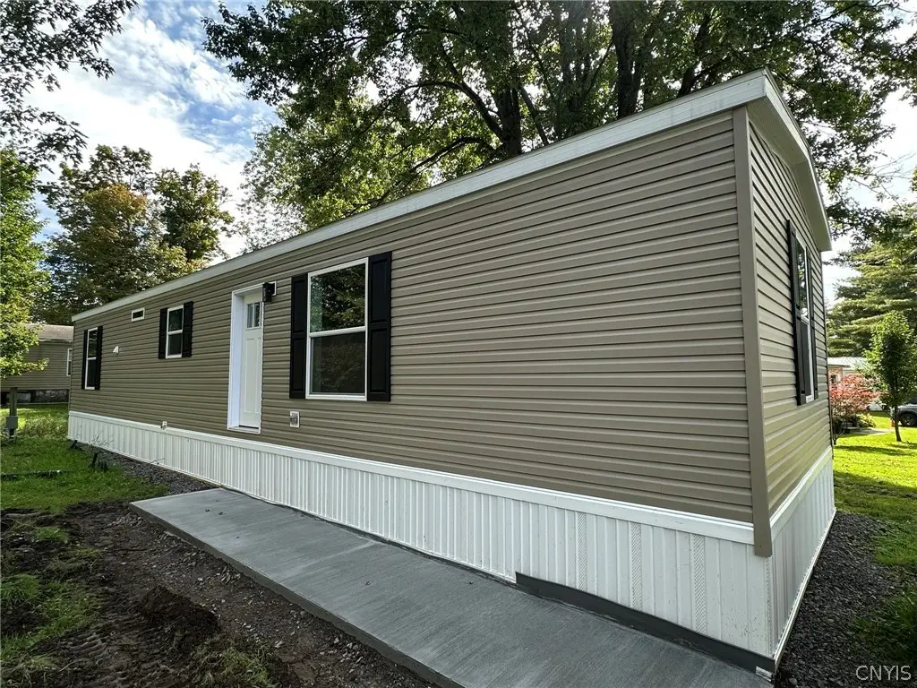 513 Clifford Lane, Utica, NY 13502 - #1