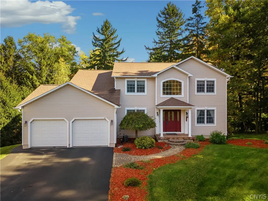 135 Peridot Drive, Syracuse, NY 13219 - #1