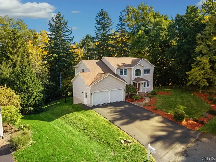 135 Peridot Drive, Syracuse, NY 13219 - #3