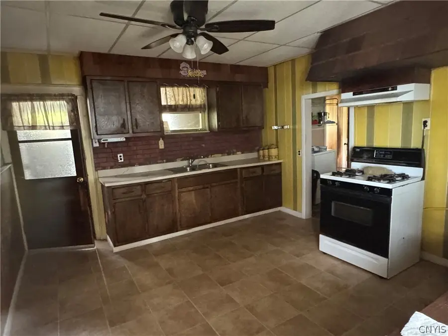 708 2nd Street, Utica, NY 13501 - #2