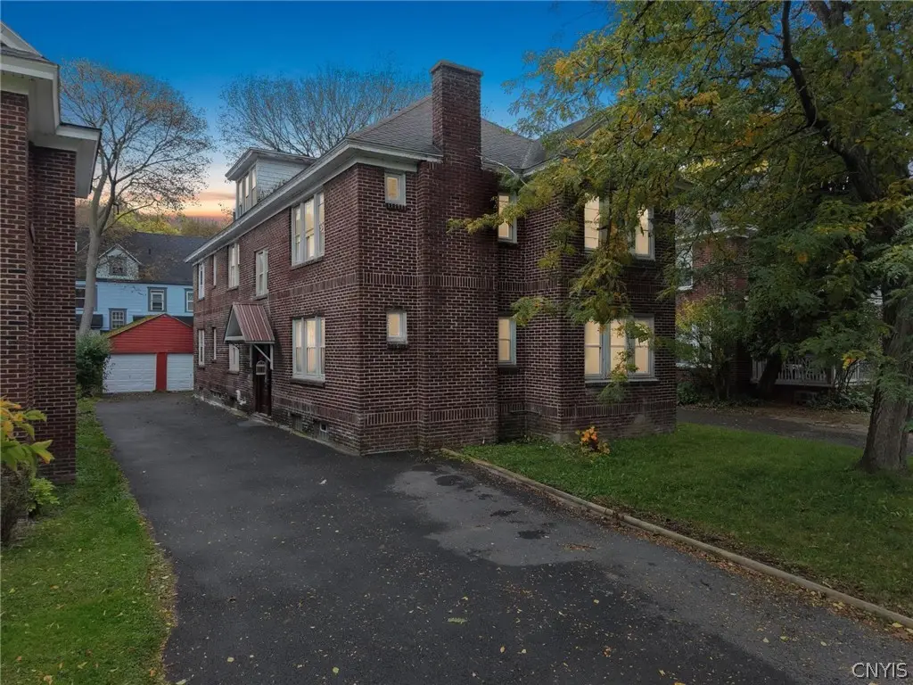 207 Fellows Ave Avenue, Syracuse, NY 13210 - #1