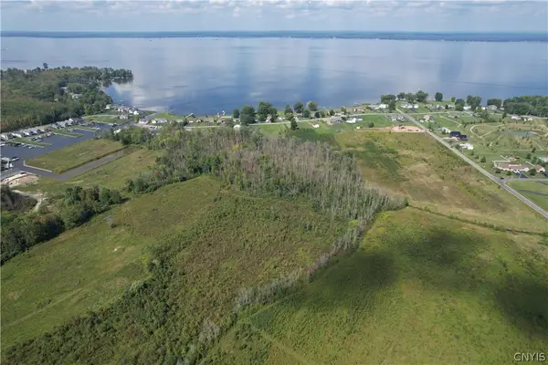 05 Hitchcock Point Road Road, Bridgeport, NY 13037