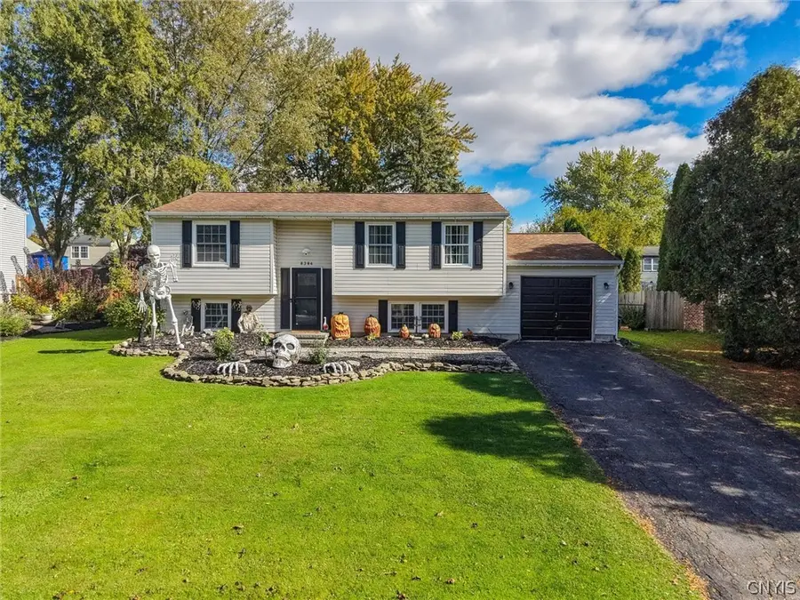 8384 Azimuth Drive, Baldwinsville, NY 13027 - #2
