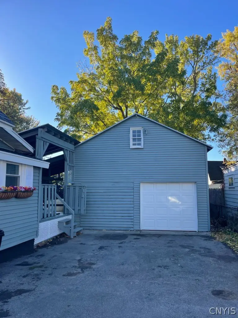 108 Edgemere Road, Syracuse, NY 13208 - #3