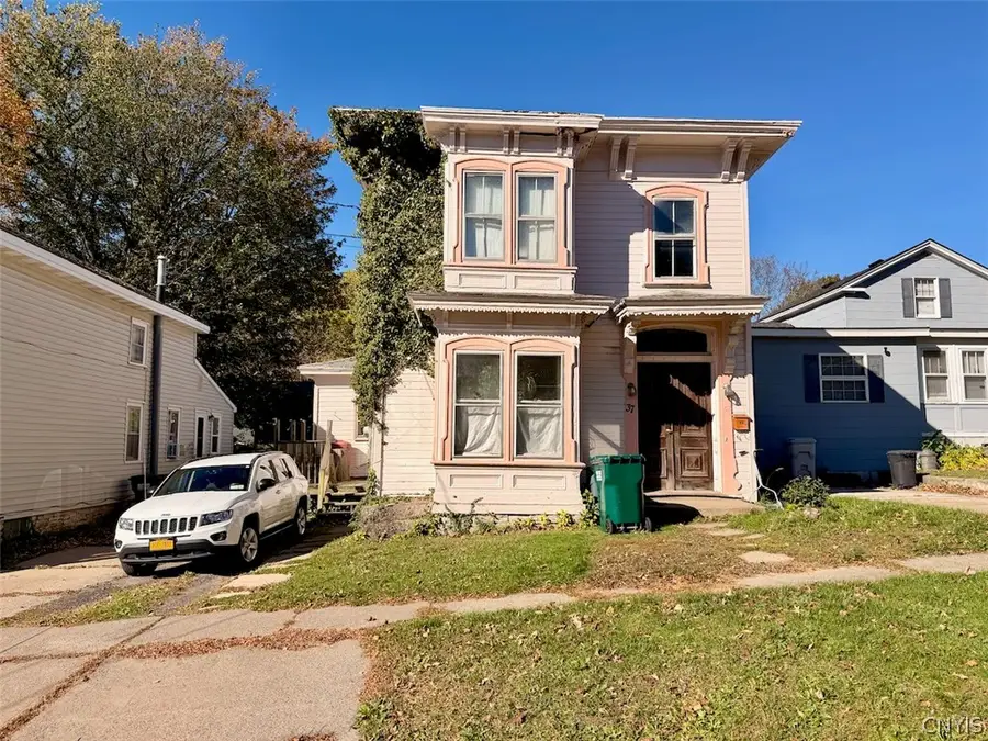 37 Lawrence Street, Oswego, NY 13126 - #2