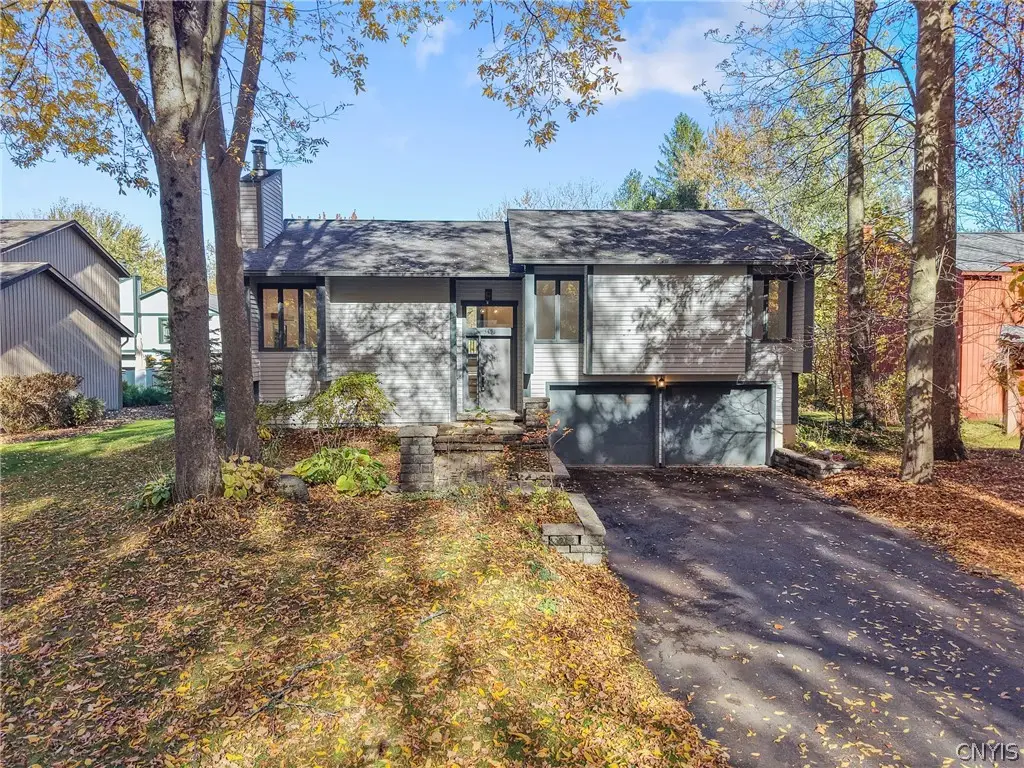 3191 Fields End Drive, Baldwinsville, NY 13027 - #1