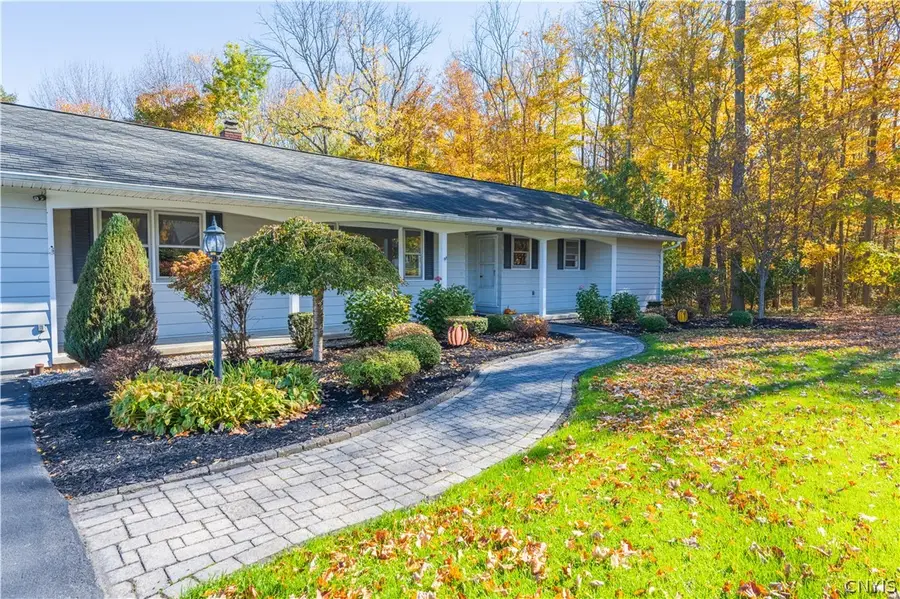2824 Oneida Street, Sauquoit, NY 13456 - #3