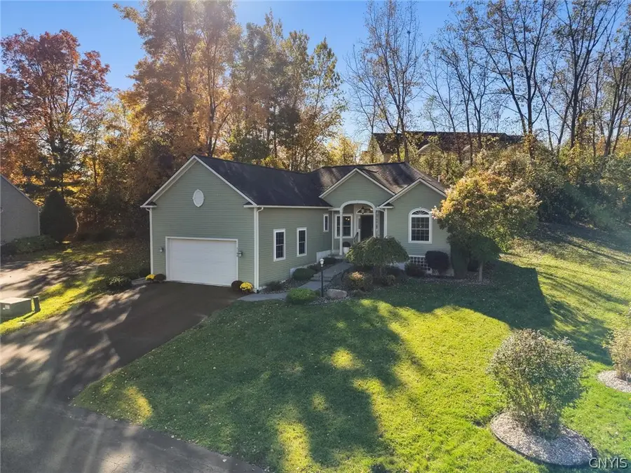 3160 Captiva Court, Baldwinsville, NY 13027 - #2