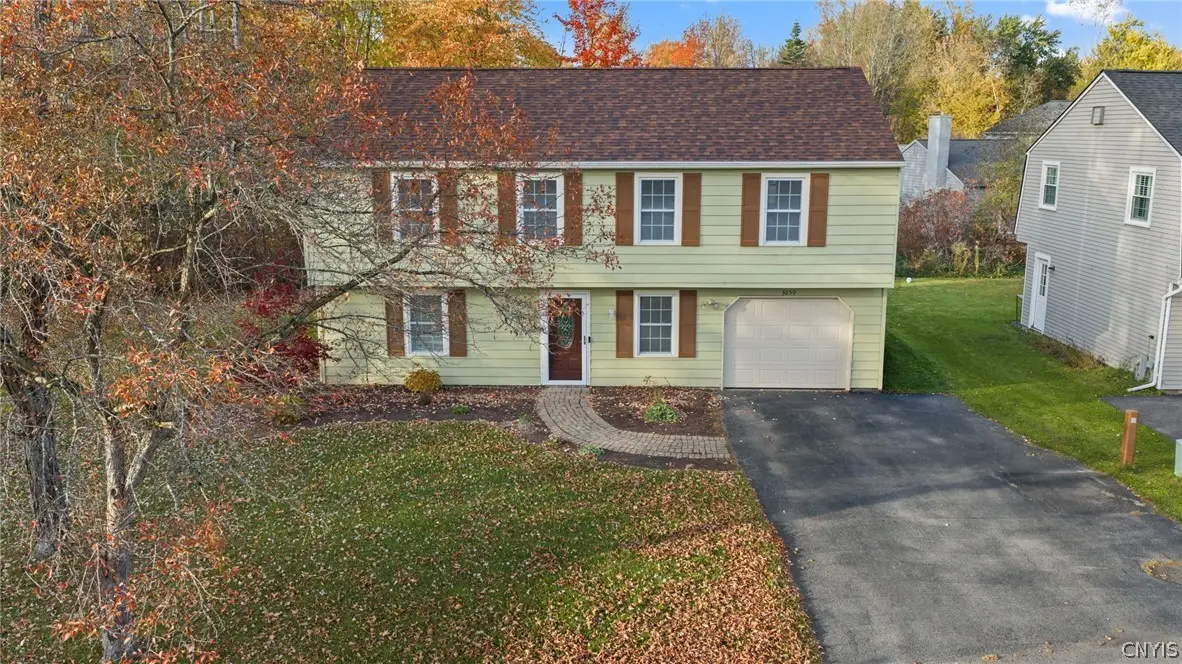 3059 Hayfield Lane, Baldwinsville, NY 13027 - #1