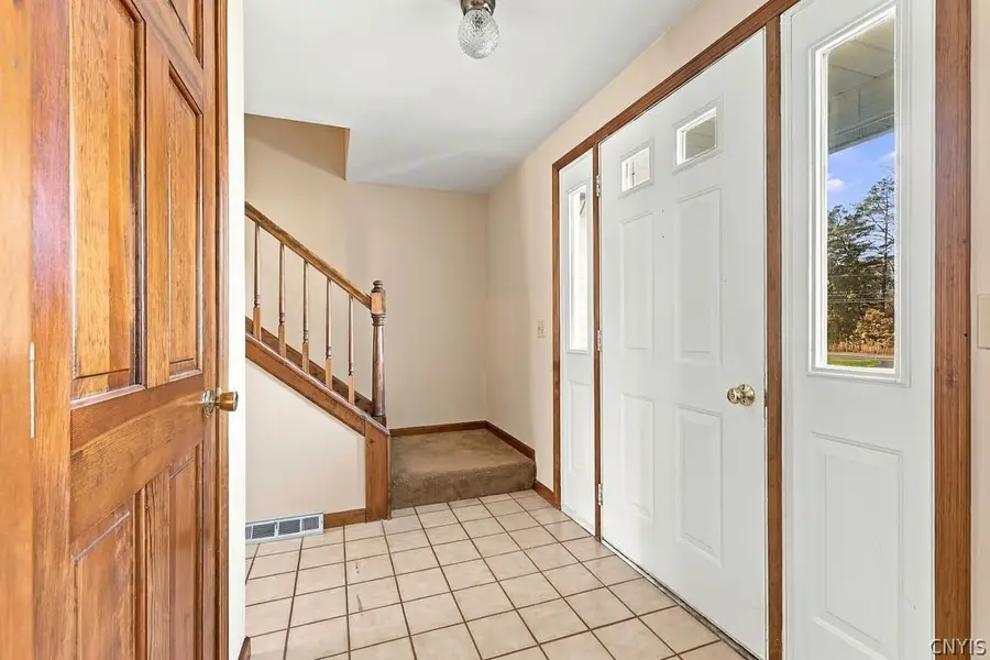 6296 Lakeshore Road, Cicero, NY 13039 - #3