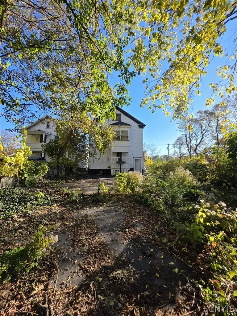 258 W Brighton Avenue, Syracuse, NY 13205 - #3
