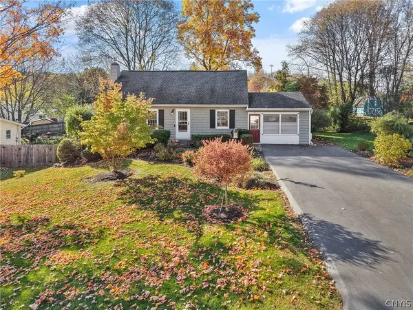 5 Barbara Lane, Camillus, NY 13031
