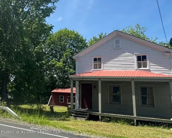 30 Chatham Street, Nassau, NY 12123