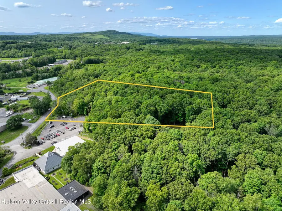 9 Lumen Lane, Highland, NY 12528 - Image #3