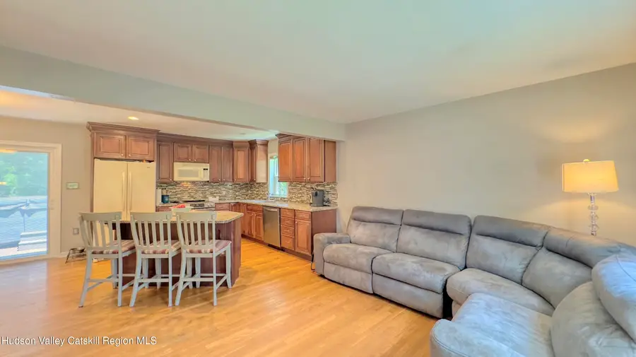 18 Mystery Court, Athens, NY 12015 - Image #3