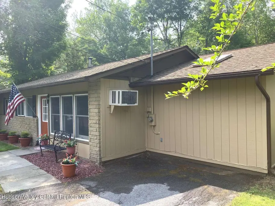 44 Overlook Drive, Woodstock, NY 12498 - Image #2