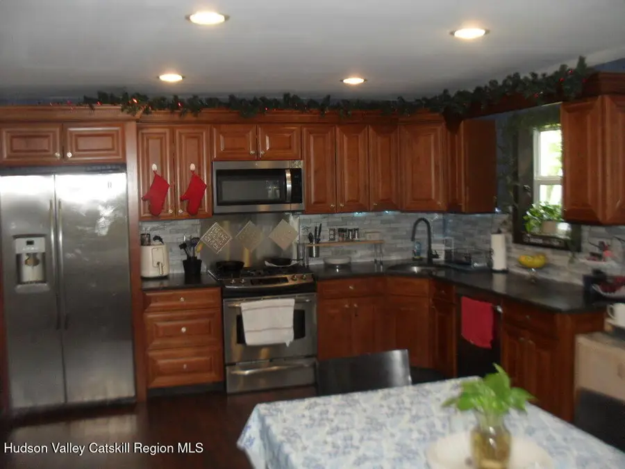 100 Lake Road, Lake Katrine, NY 12449 - Image #2