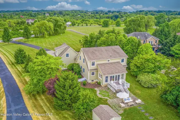 29 Fox Run, Athens, NY 12015