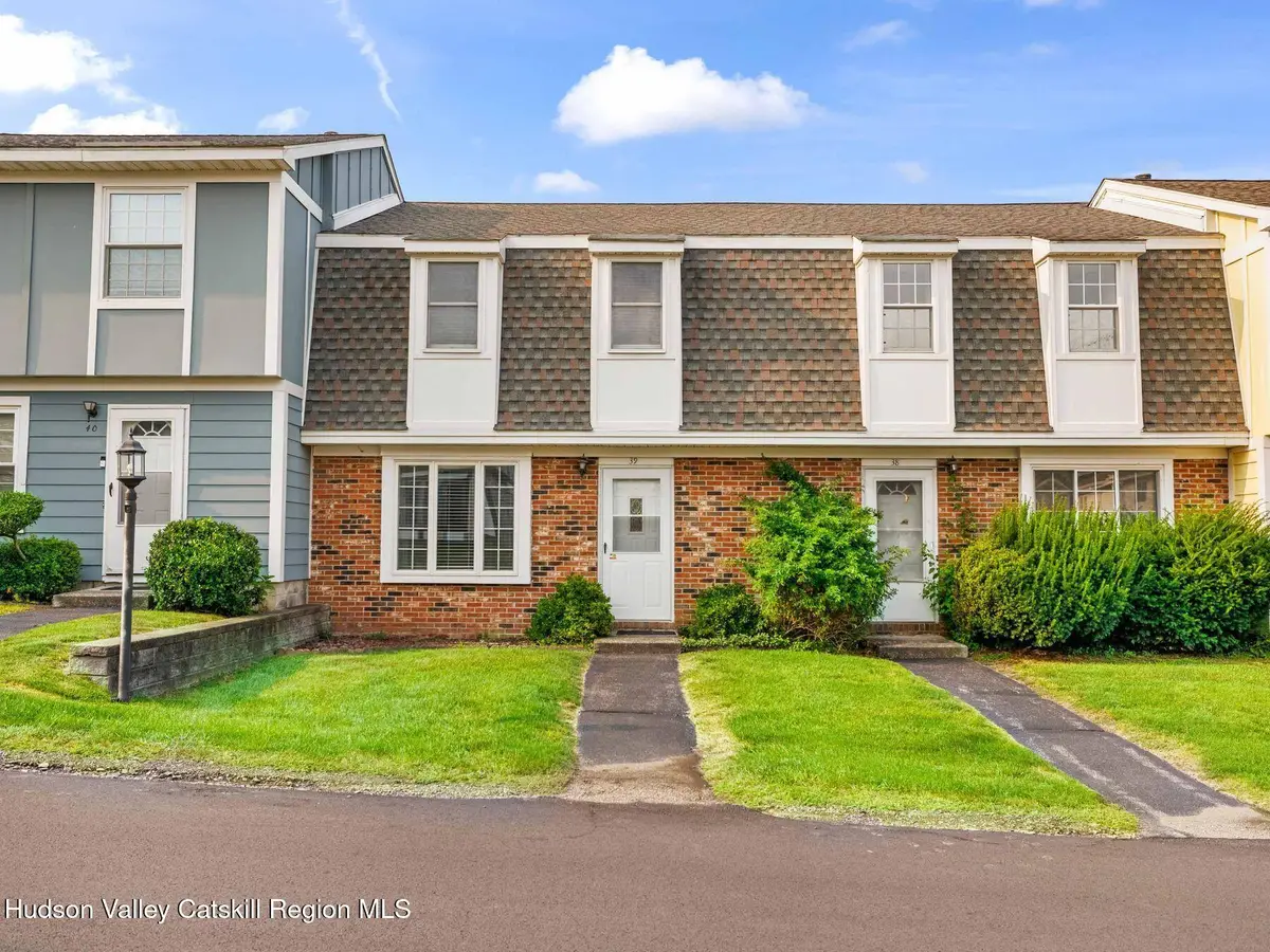 39 Sunnybrook Circle, Highland, NY 12528 - Image #1