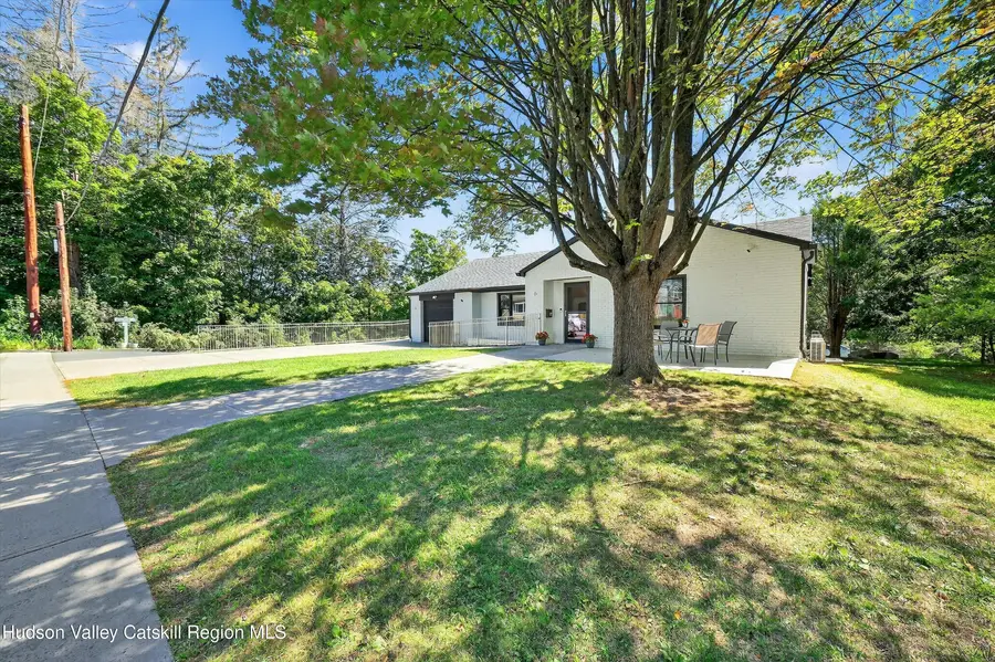 6 Hasbrouck Place, New Paltz, NY 12561 - Image #3