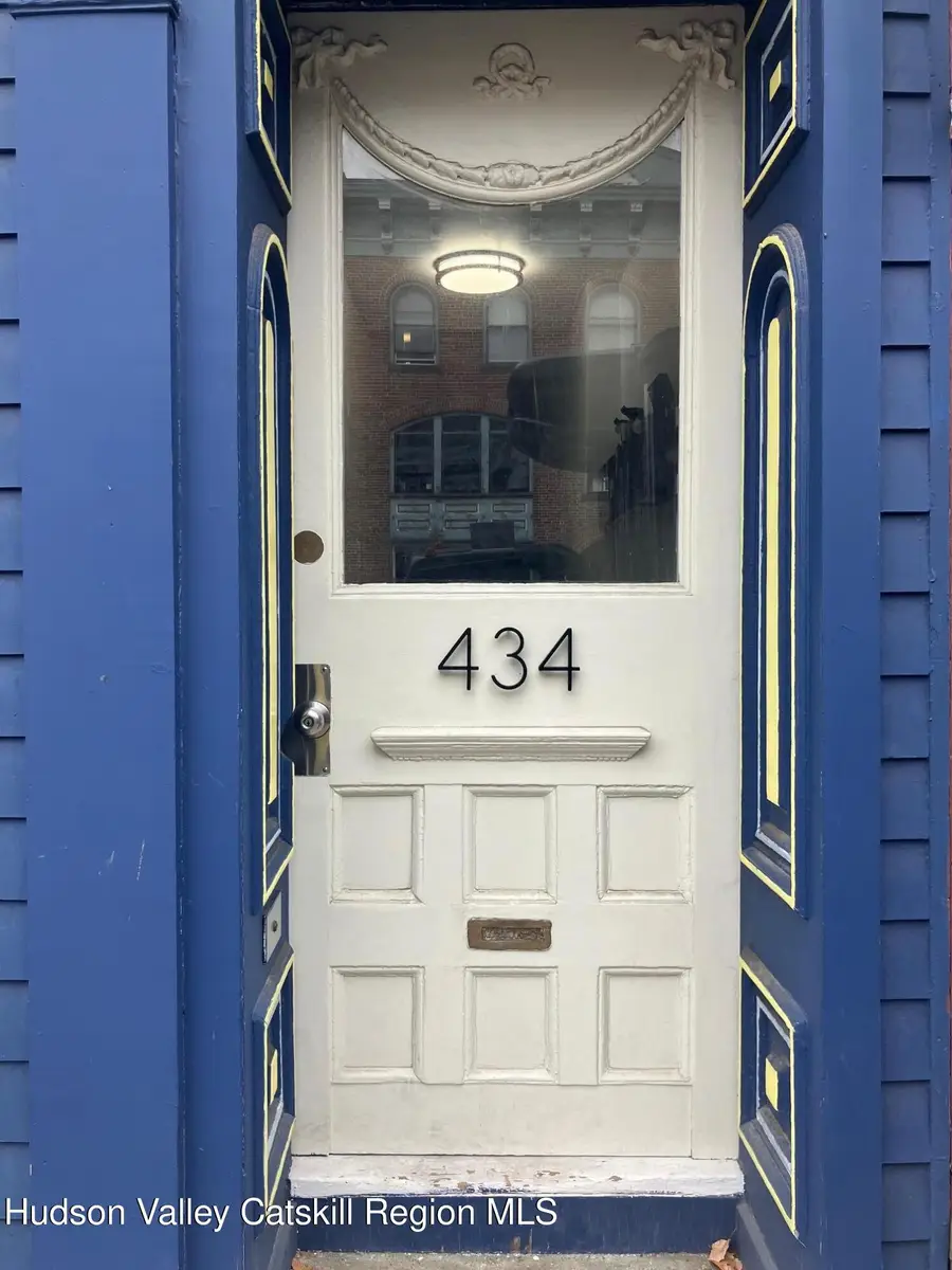 434 Warren Street, Hudson, NY 12534 - Image #2