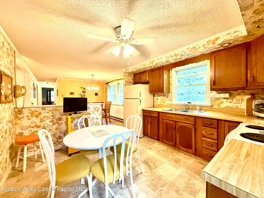 31 Garfield Avenue, Hunter, NY 12442 - Image #3