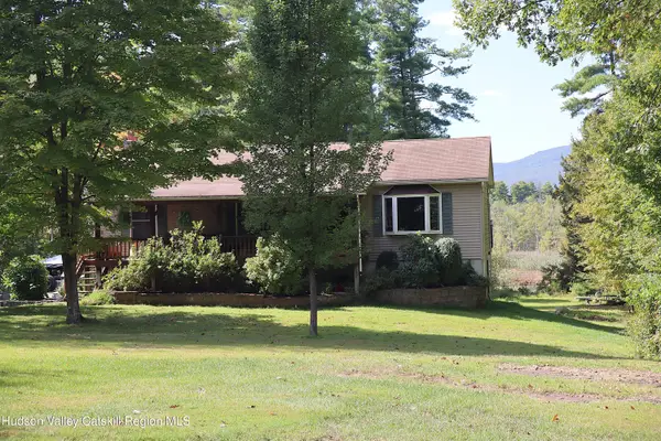 132 Dutchtown Road, Saugerties, NY 12477