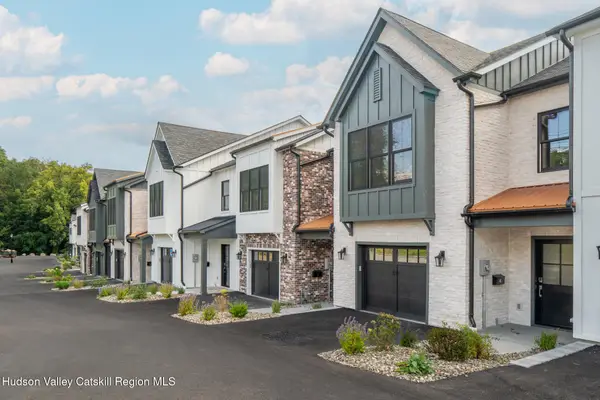 6 Icehouse Drive, Saugerties, NY 12477