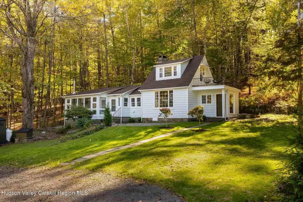 13-16 Torn Hill Road, Woodstock, NY 12409