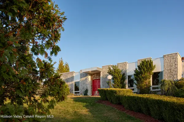 27 Westview Drive Drive, Wallkill, NY 12589