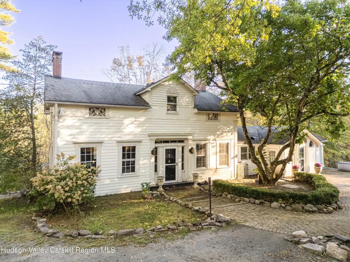 1017 Bruyn Turnpike, Pine Bush, NY 12566 - #1