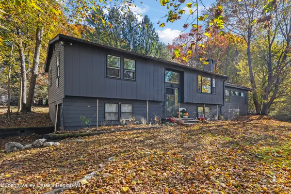 63 Cherokee Drive, Hillsdale, NY 12529