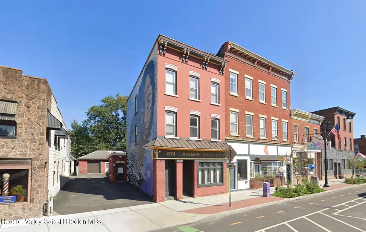 674 Broadway, Kingston, NY 12401 - Image #1