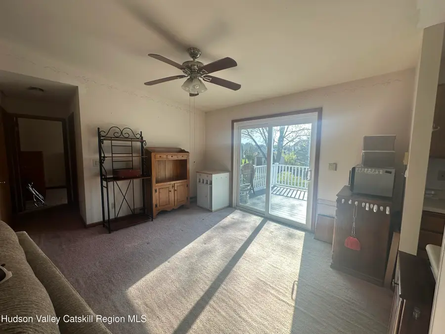 6 Molly White Drive, Coxsackie, NY 12051 - Image #3