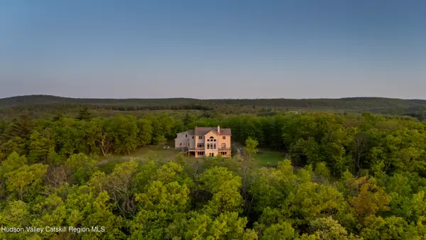 56 Woodland Ridge Road, Kerhonkson, NY 12446