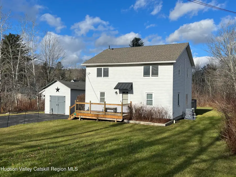 27 Grays Lane, Tannersville, NY 12485 - Image #2