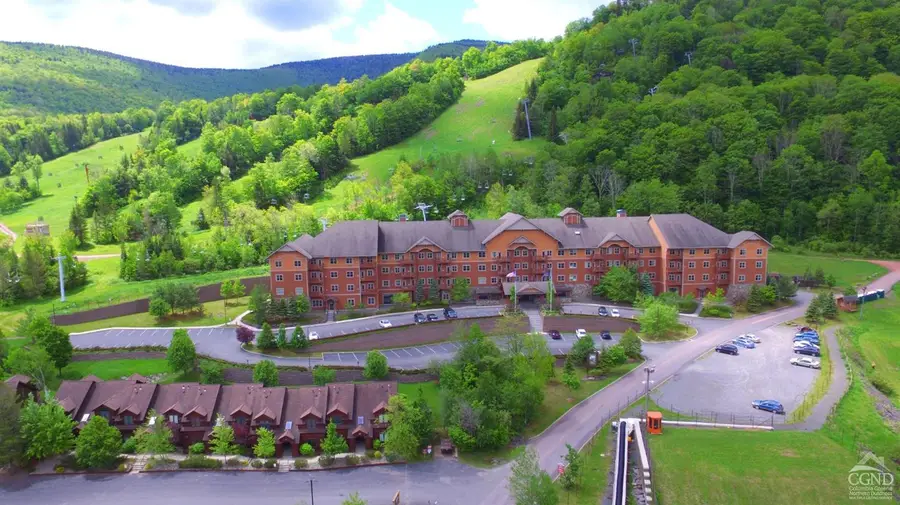 64 Liftside Drive #E-5, Hunter, NY 12442 - Image #3