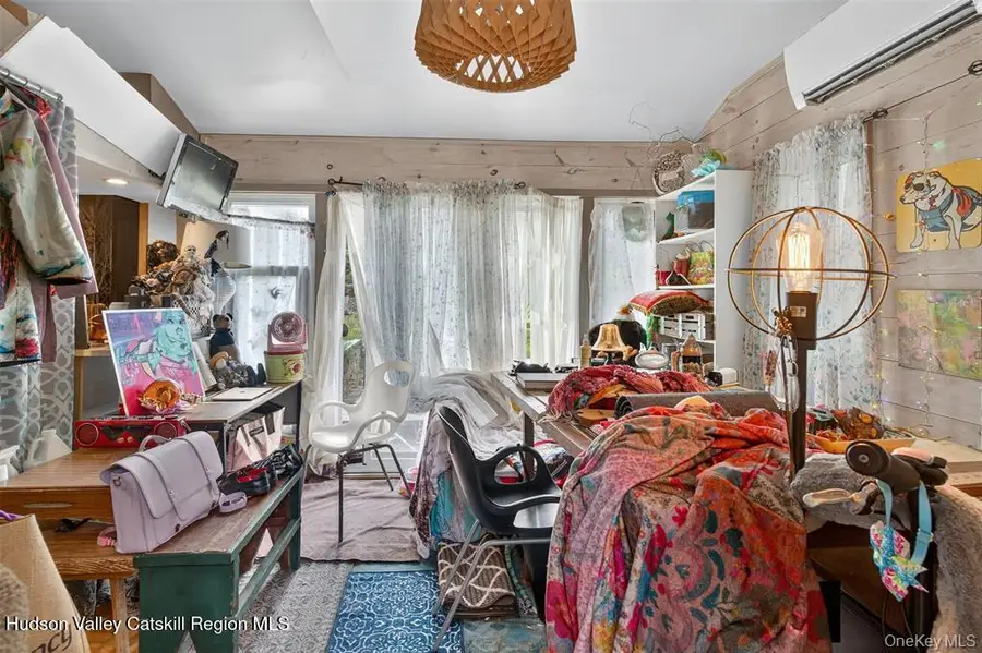 425 Main Street, Rosendale, NY 12472 - Image #3