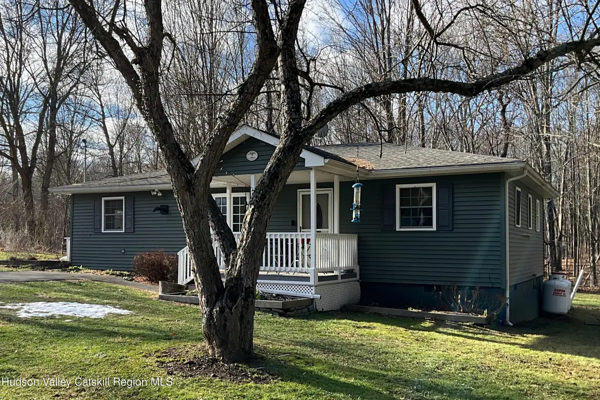 7 Gardiner Park Road, New Paltz, NY 12561 - #1