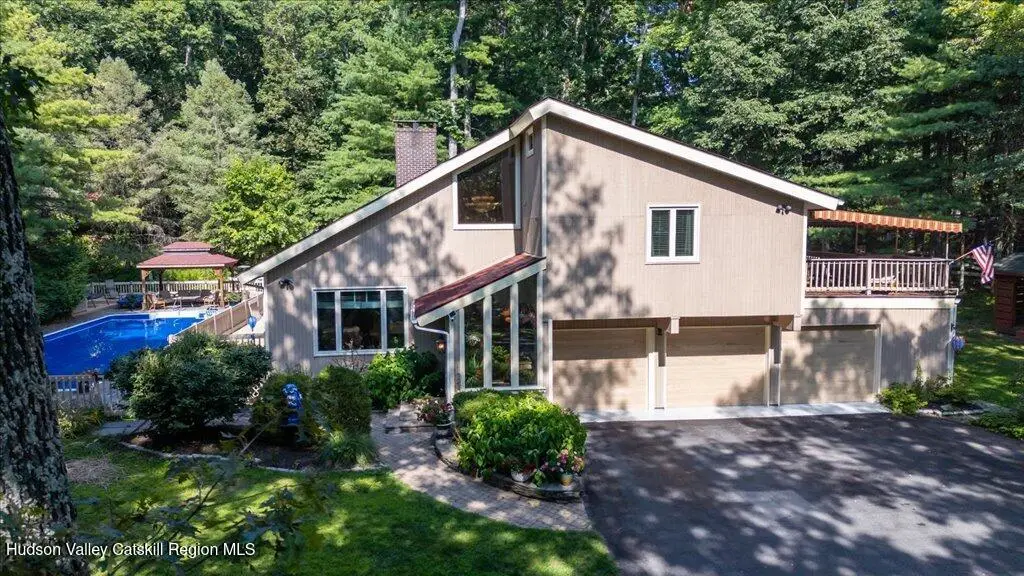 68 Tall Oaks Drive, Kingston, NY 12401 - Image #1